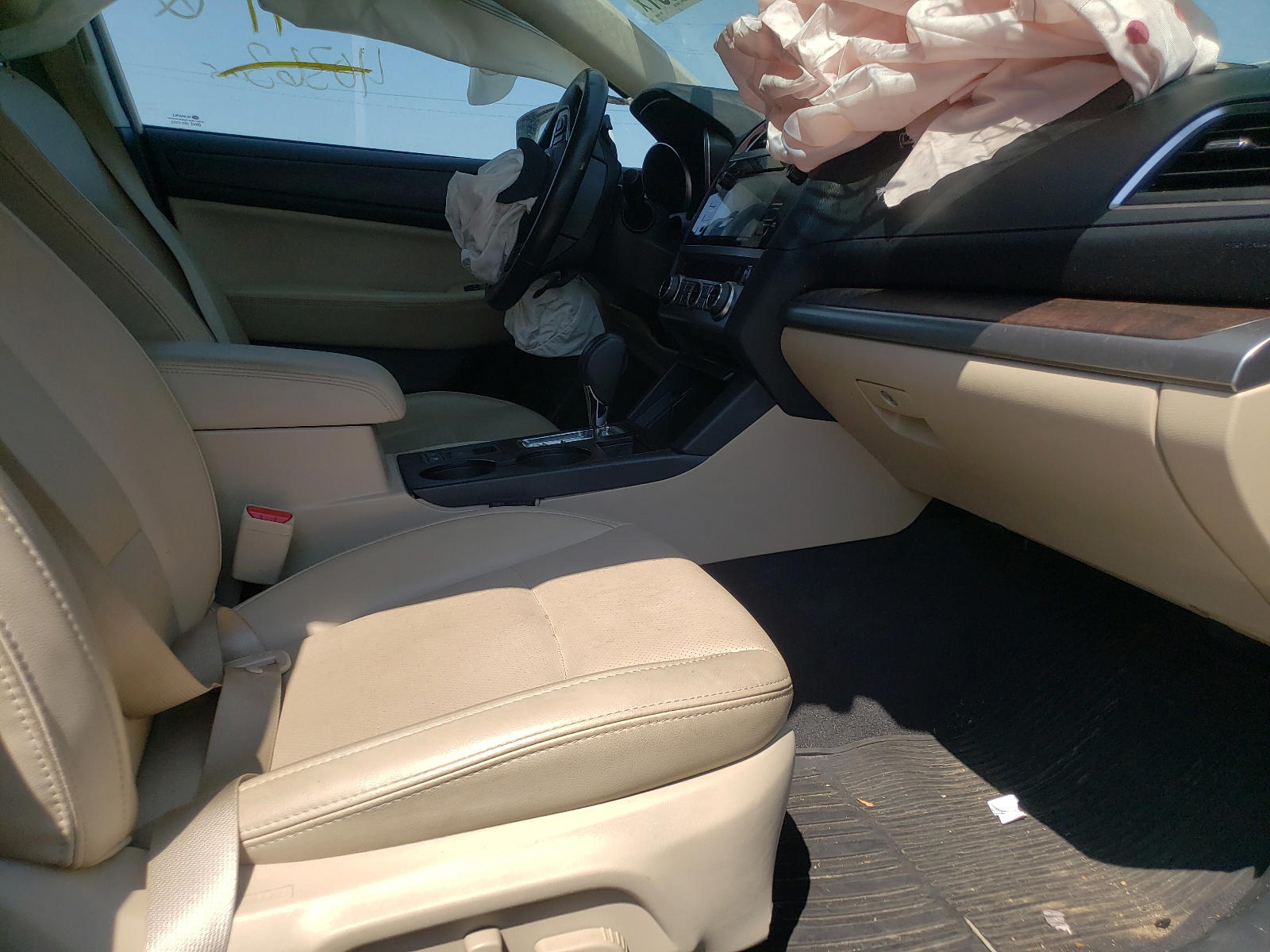 Photo 5 from auction – 2017 SUBARU OUTBACK 3. with VIN 4S4BSENC6H3402596