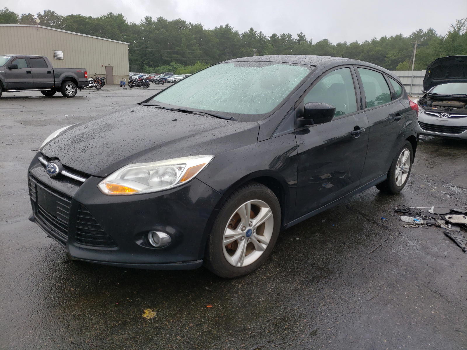 Photo 2 from auction – 2012 FORD FOCUS SE with VIN 1FAHP3K23CL333848
