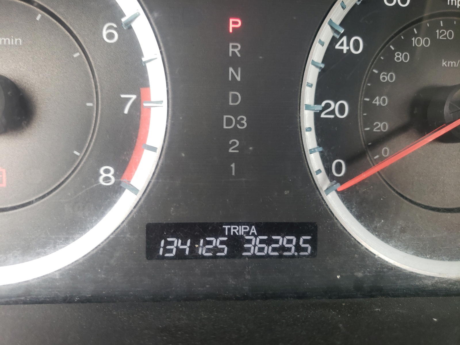 Photo 8 from auction – 2011 HONDA ACCORD SE with VIN 1HGCP2F63BA019902