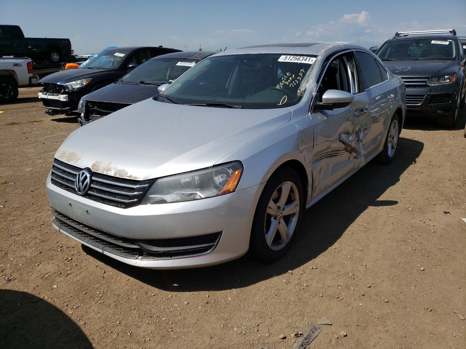 Photo 2 from auction – 2012 VOLKSWAGEN PASSAT SE with VIN 1VWBP7A34CC042046