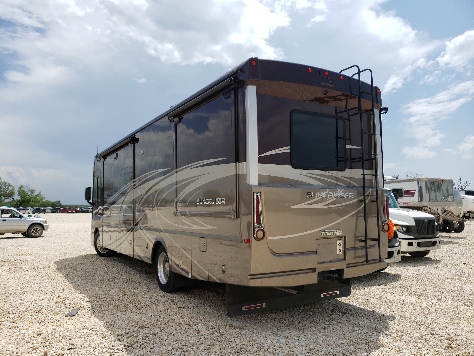 Photo 3 from auction – 2017 ITAS MOTORHOME with VIN 1F66F5DY9G0A11128