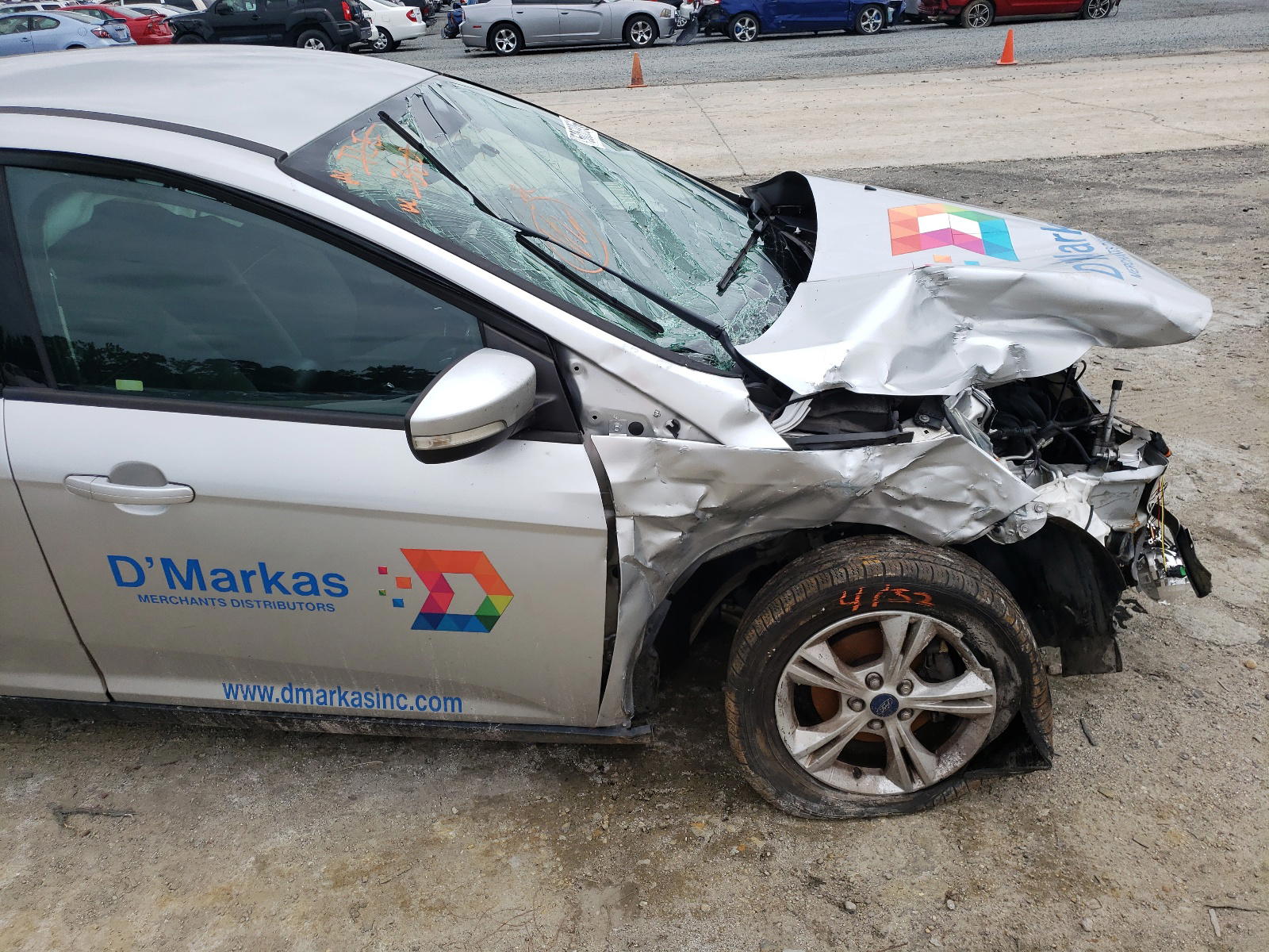 Photo 9 from auction – 2014 FORD FOCUS SE with VIN 1FADP3F28EL434752