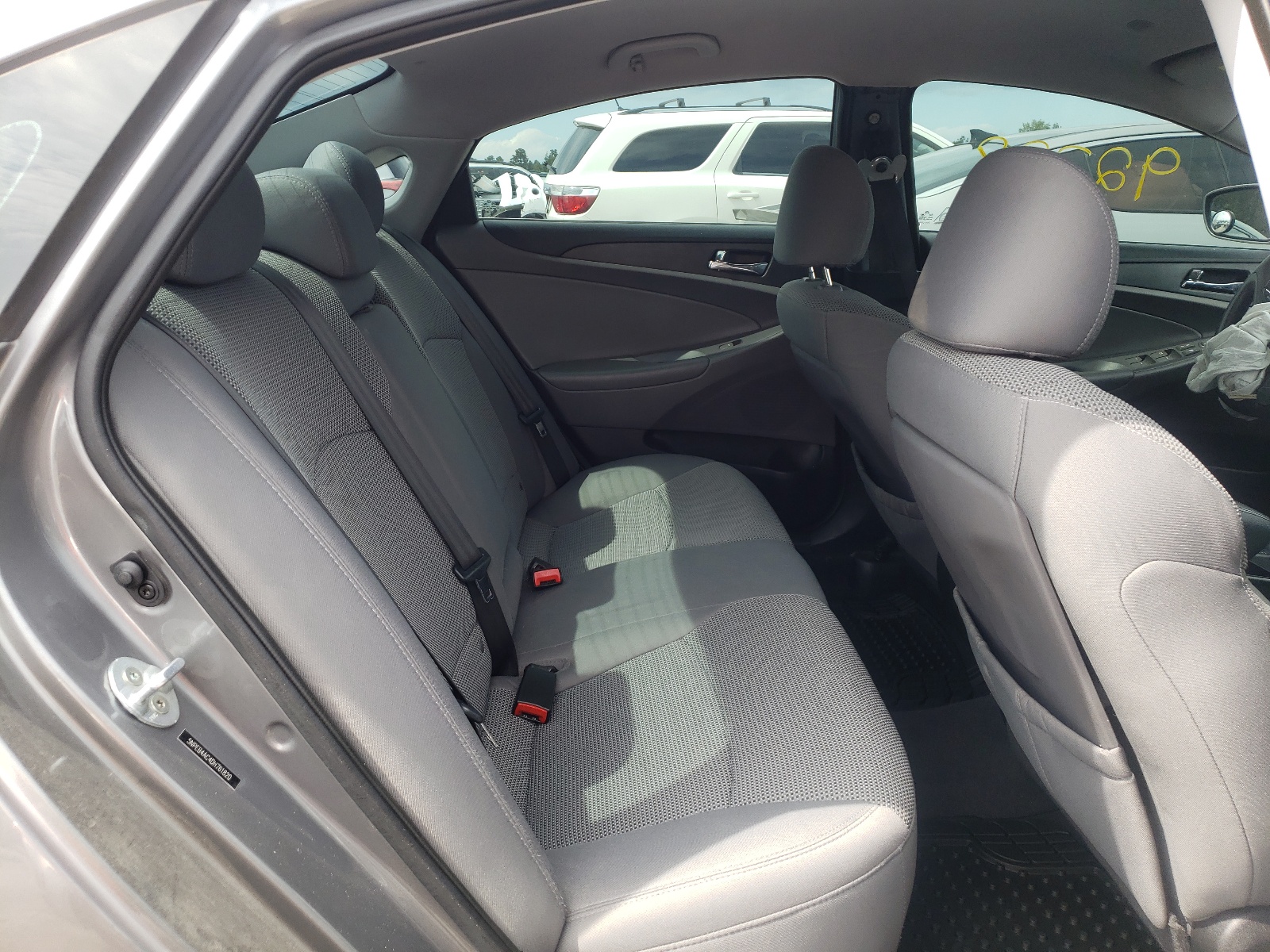 Photo 6 from auction – 2013 HYUNDAI SONATA GLS with VIN 5NPEB4AC4DH761820