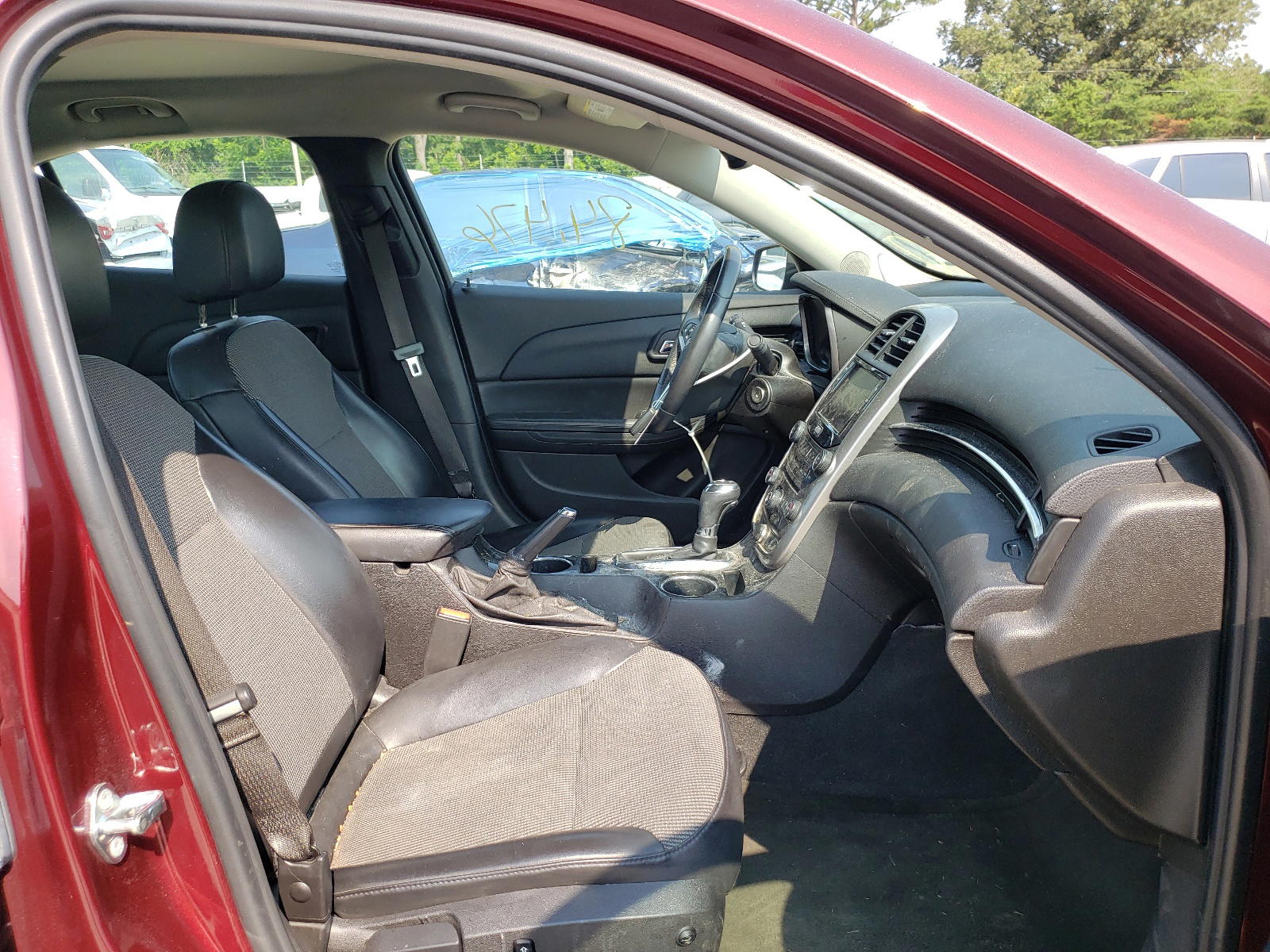 Photo 5 from auction – 2015 CHEVROLET MALIBU 2LT with VIN 1G11D5SL3FF315211