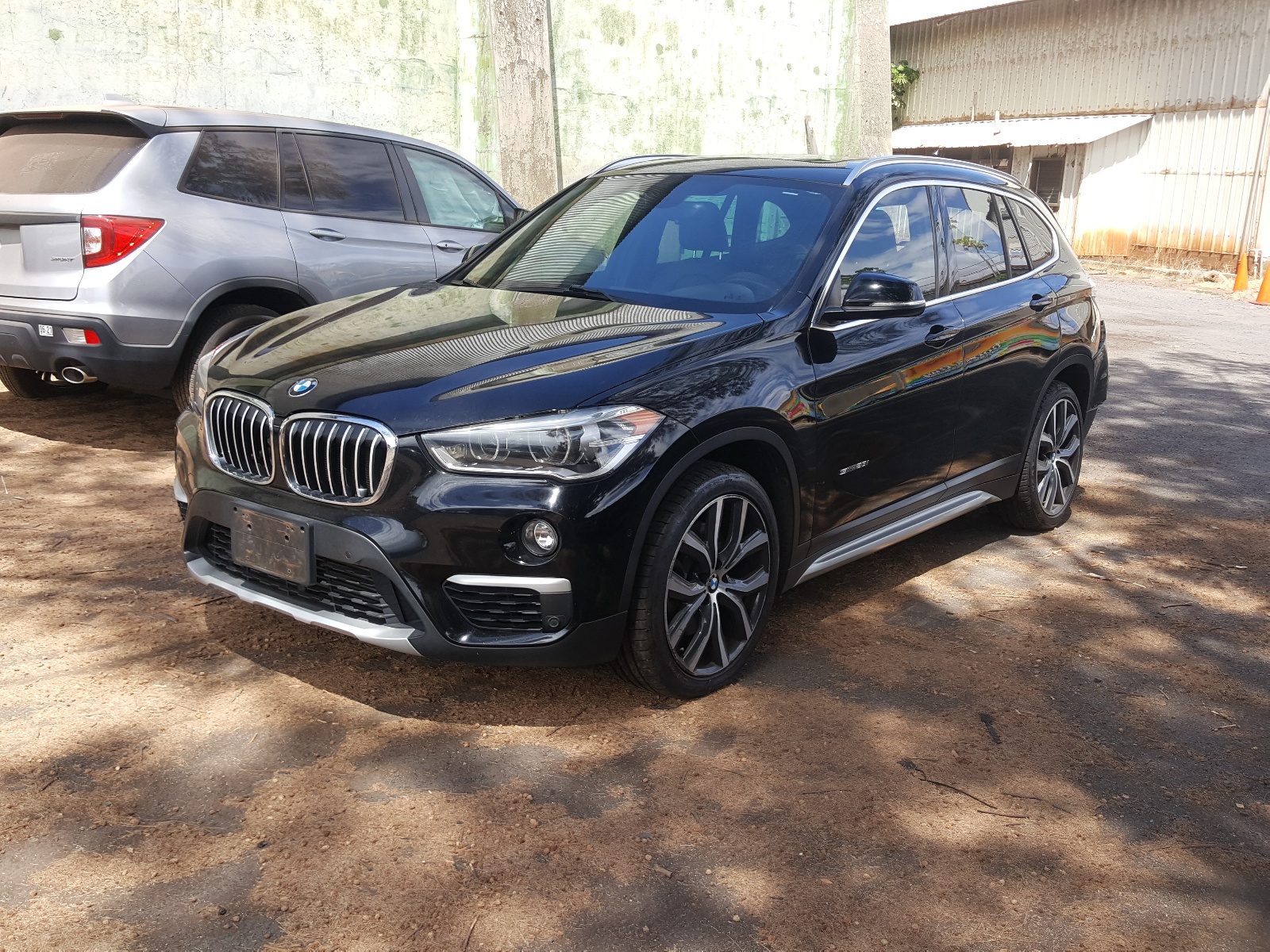 Photo 2 from auction – 2017 BMW X1 SDRIVE2 with VIN WBXHU7C33HP924539