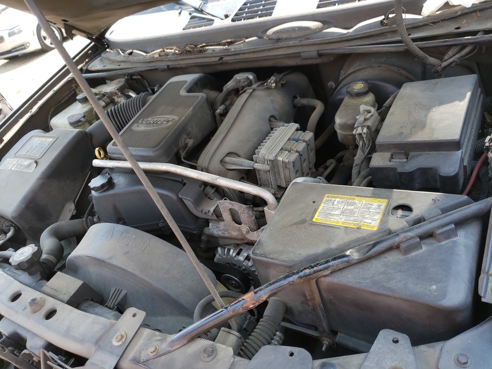 Photo 7 from auction – 2003 GMC ENVOY XL with VIN 1GKET16S236213551