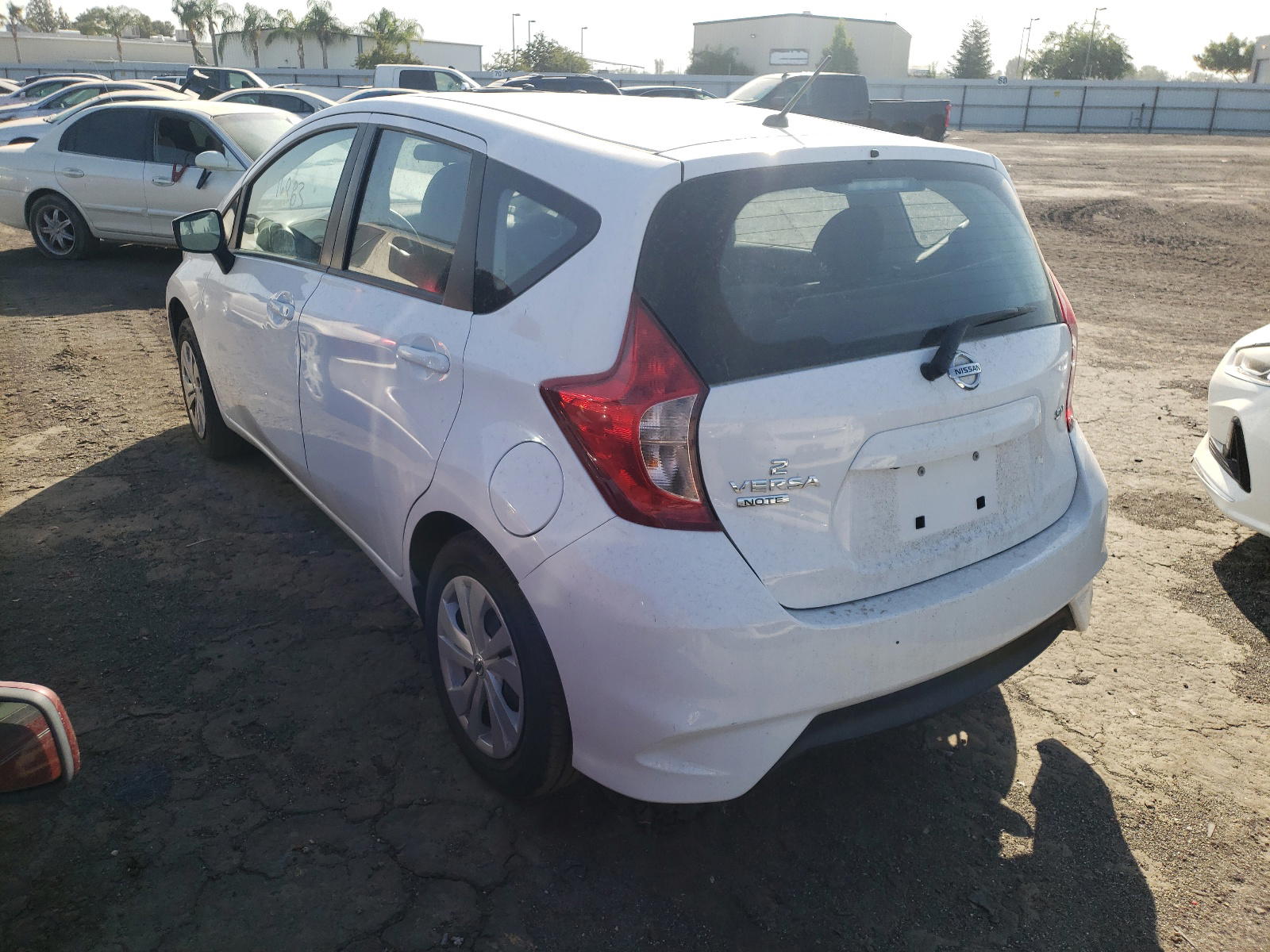 Photo 3 from auction – 2019 NISSAN VERSA NOTE with VIN 3N1CE2CP5KL366418