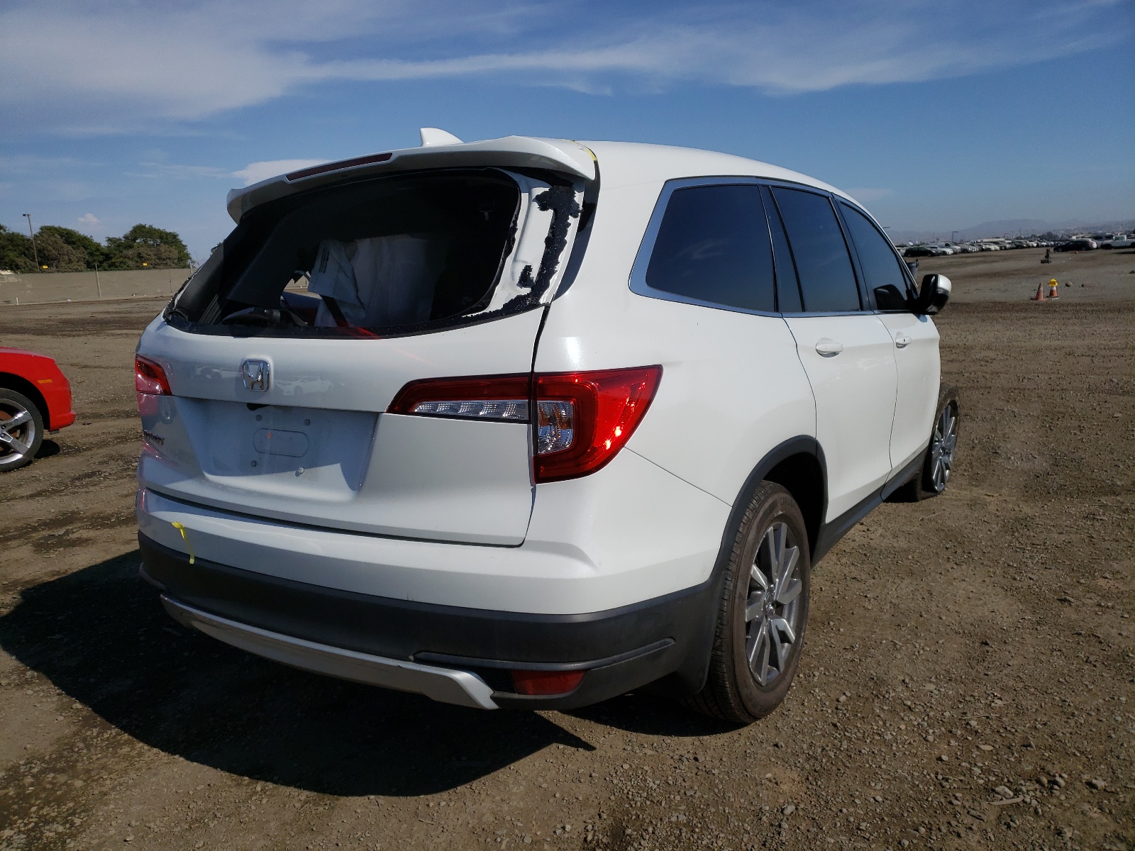 Photo 4 from auction – 2020 HONDA PILOT EX with VIN 5FNYF5H39LB007404