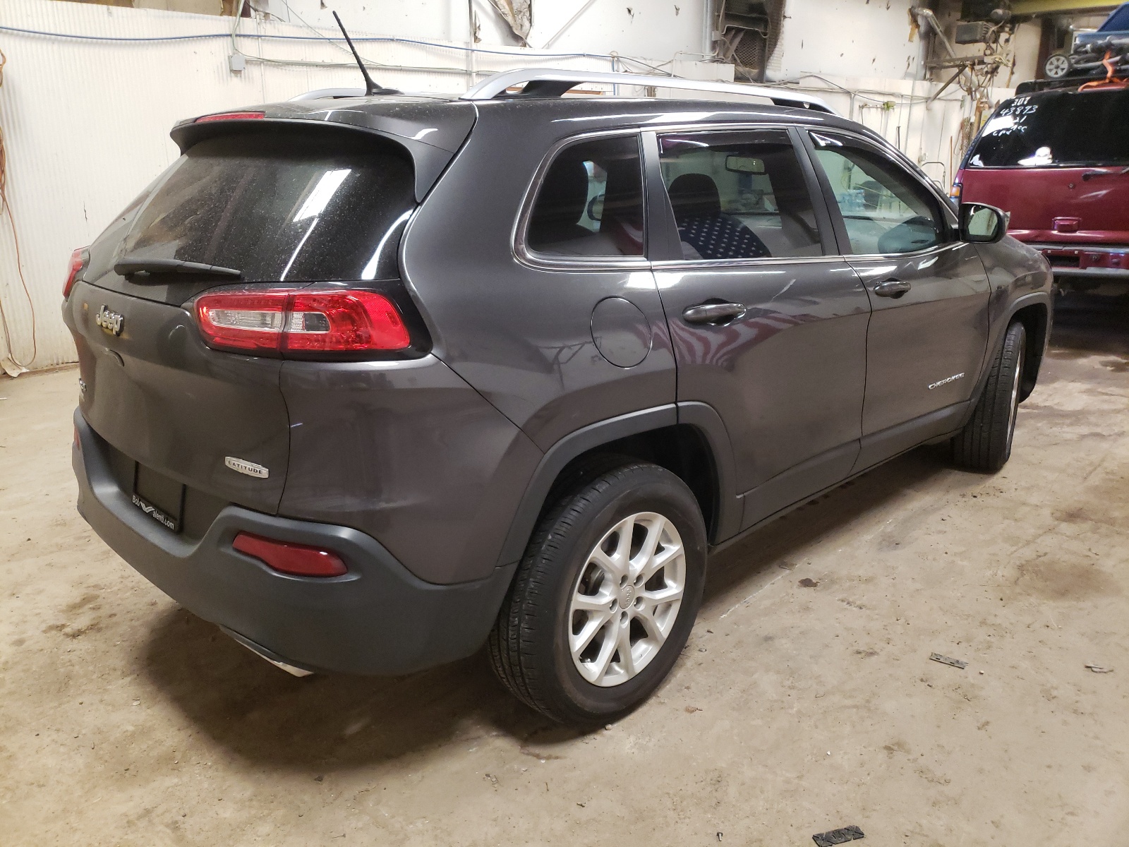 Photo 4 from auction – 2015 JEEP CHEROKEE L with VIN 1C4PJMCS5FW610479