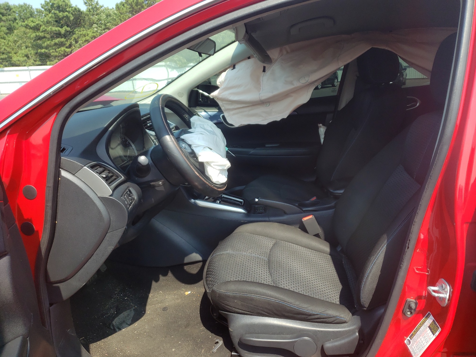 Photo 5 from auction – 2016 NISSAN SENTRA S with VIN 3N1AB7AP4GY339057