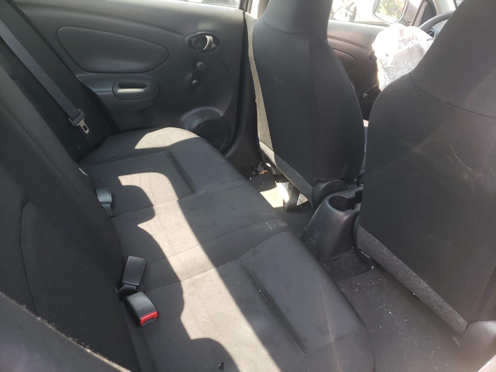 Photo 6 from auction – 2017 NISSAN VERSA S with VIN 3N1CN7AP6HL851837