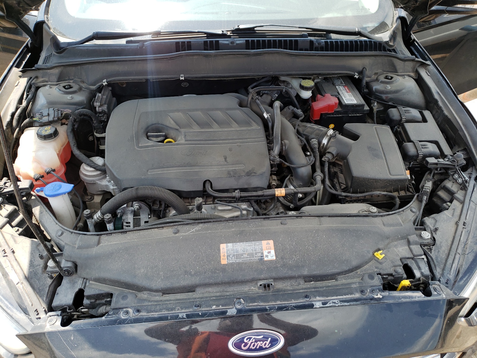 Photo 7 from auction – 2014 FORD FUSION SE with VIN 1FA6P0HDXE5351897