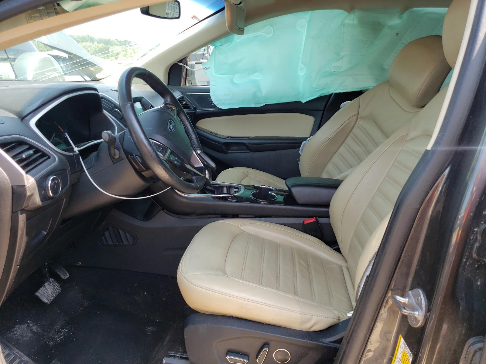 Photo 5 from auction – 2017 FORD EDGE SEL with VIN 2FMPK4J8XHBC04847