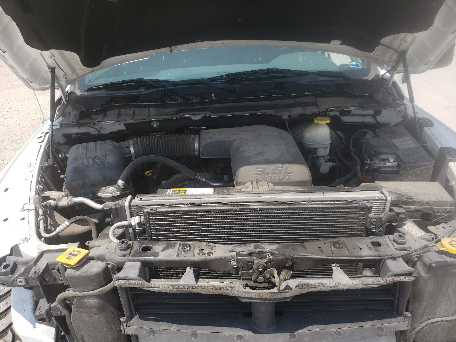 Photo 7 from auction – 2016 RAM 1500 ST with VIN 1C6RR7FG7GS418264