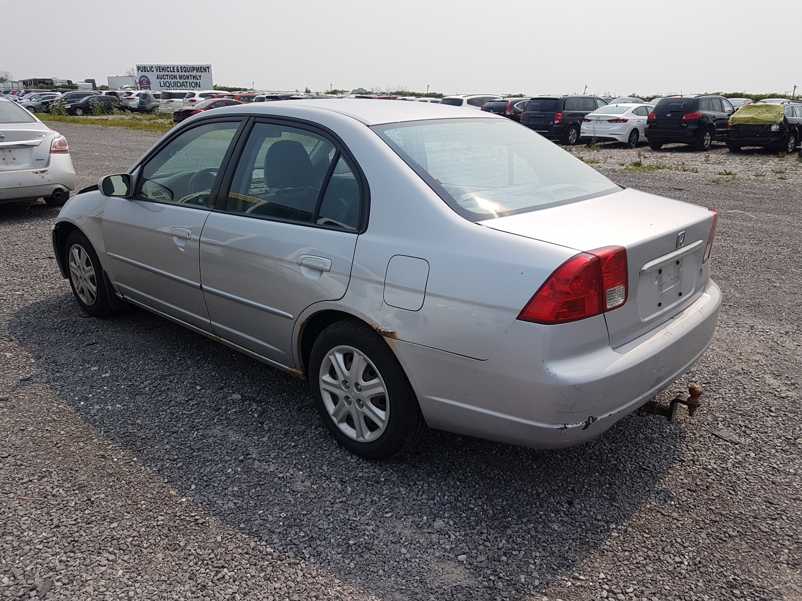 Photo 3 from auction – 2003 HONDA CIVIC LX with VIN 2HGES166X3H923797