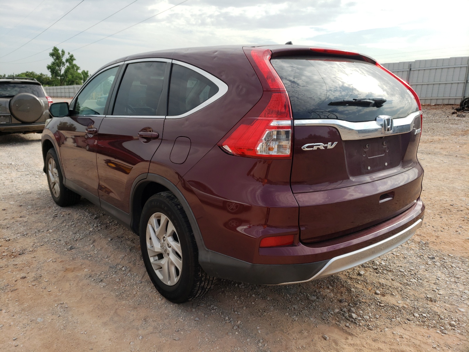 Photo 3 from auction – 2016 HONDA CR-V EX with VIN 2HKRM4H50GH680000