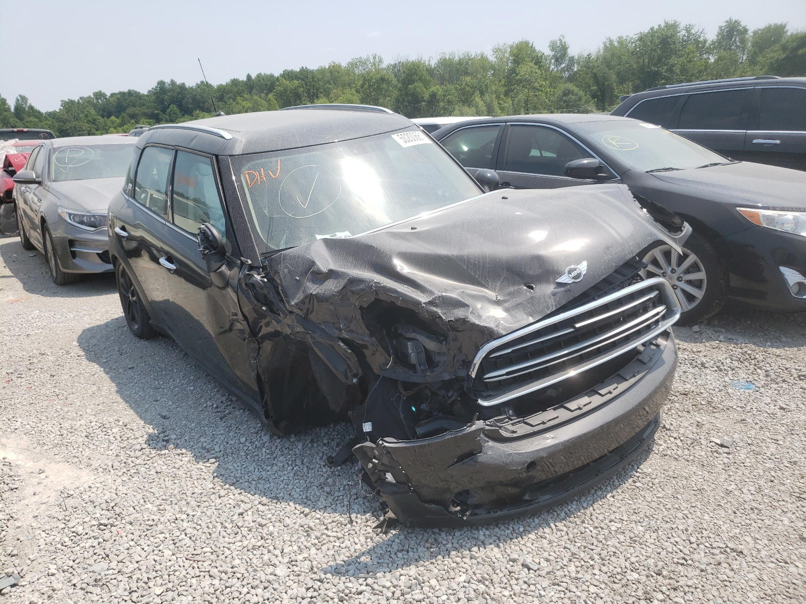MINI COOPER COU 2015 with VIN WMWZB3C50FWM32875 - Photo from auction