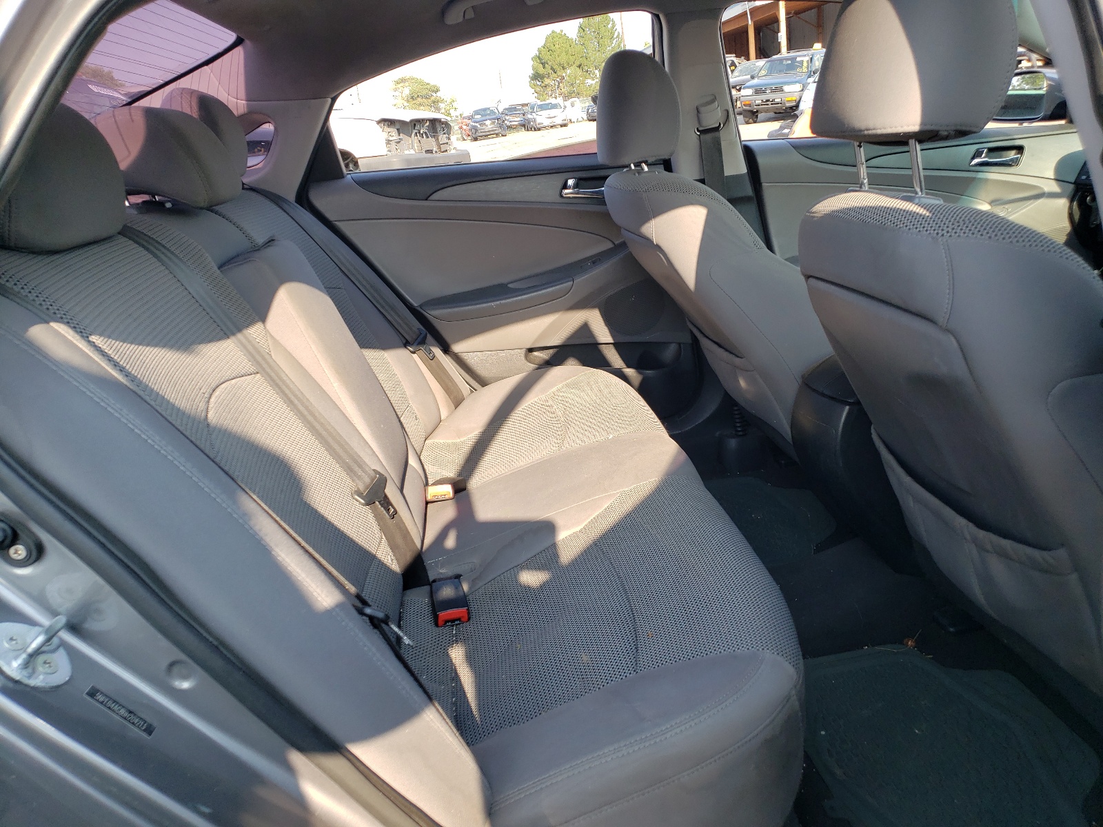 Photo 6 from auction – 2011 HYUNDAI SONATA GLS with VIN 5NPEB4AC8BH204213