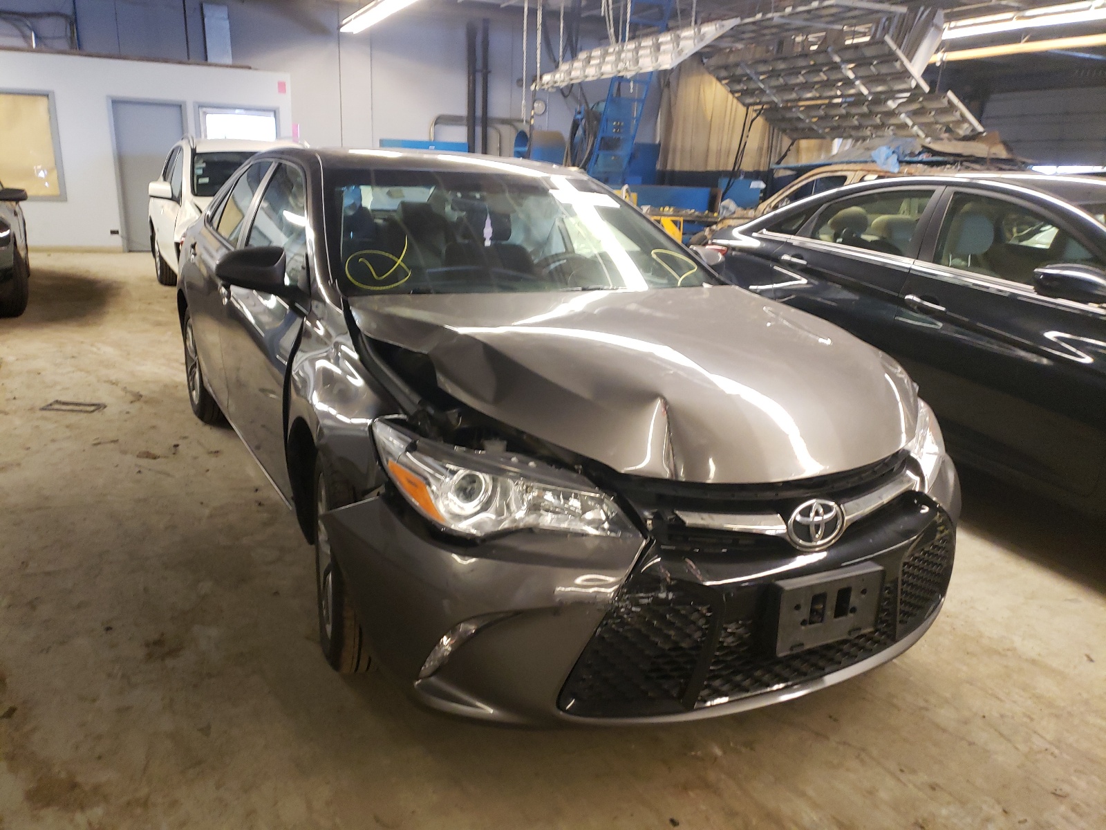 Photo 1 from auction – 2017 TOYOTA CAMRY LE with VIN 4T1BF1FKXHU376453