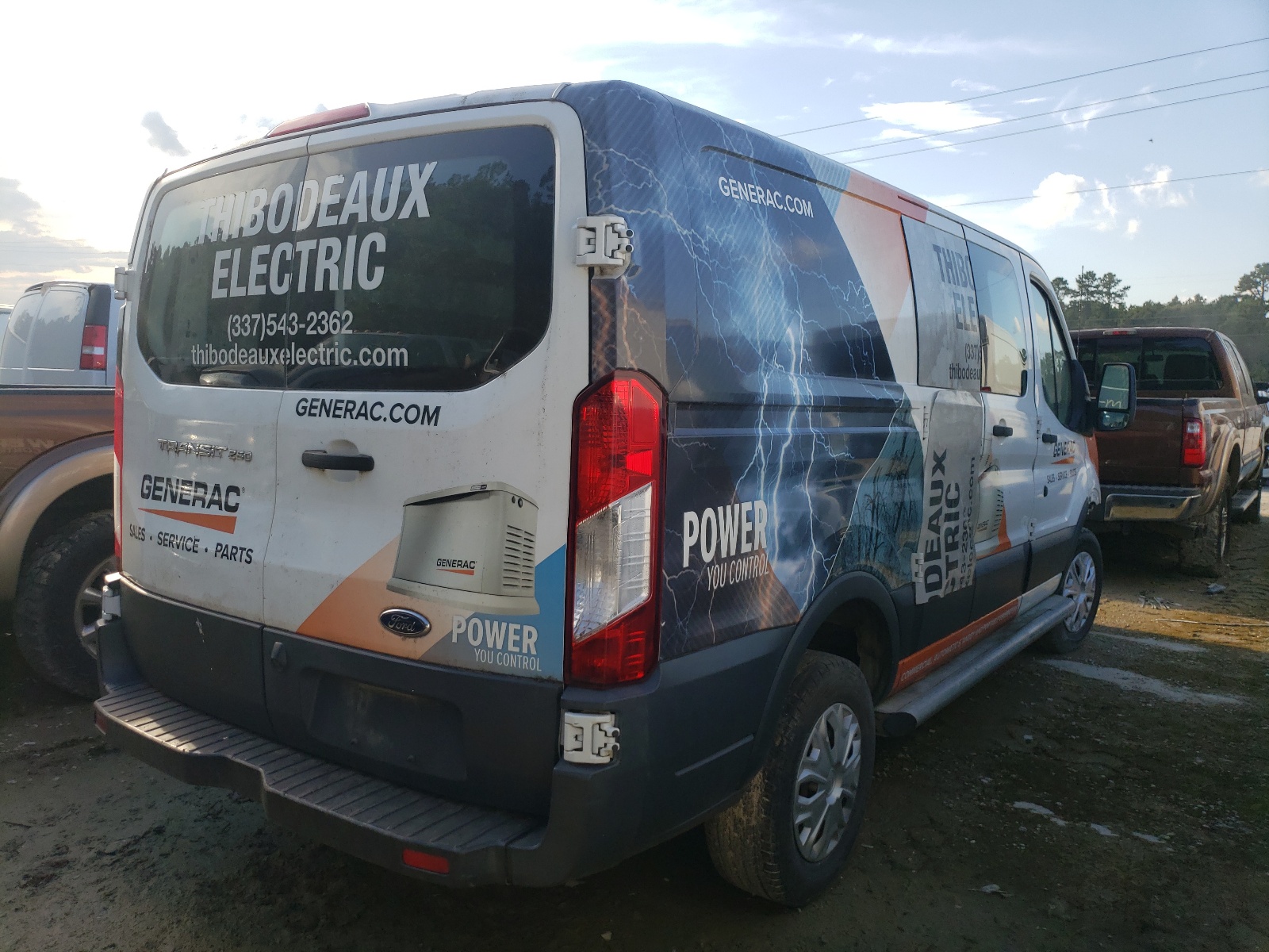 Photo 4 from auction – 2016 FORD TRANSIT T- with VIN 1FTYR1ZM5GKA90524
