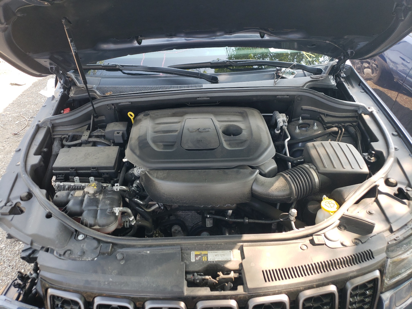 Photo 7 from auction – 2019 JEEP GRAND CHER with VIN 1C4RJFBG7KC669076
