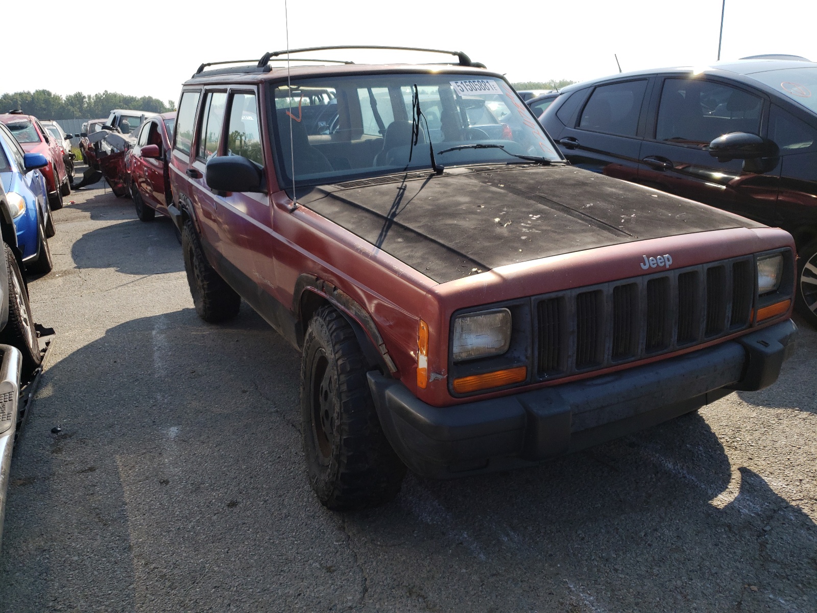 JEEP CHEROKEE S 1998 with VIN 1J4FJ28P4WL115304 - Photo from auction