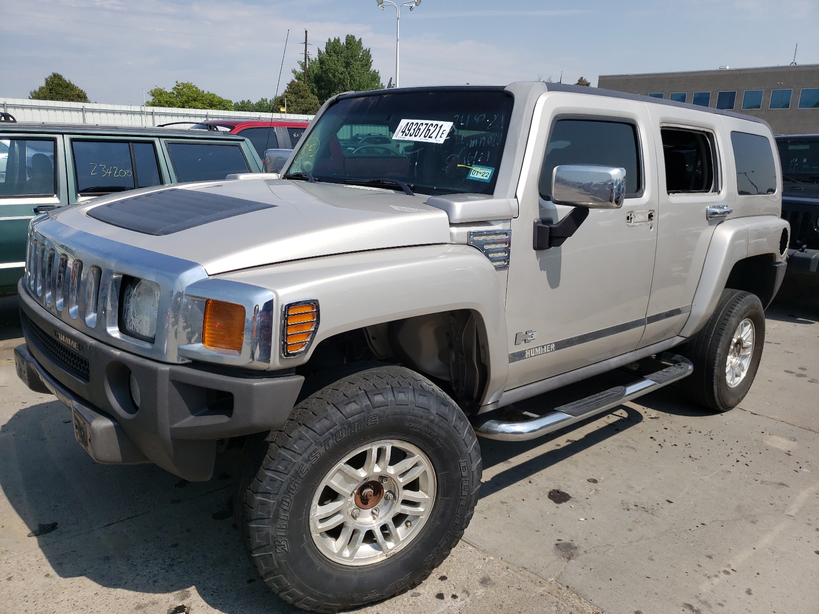 Photo 2 from auction – 2007 HUMMER H3 with VIN 5GTDN13EX78101194