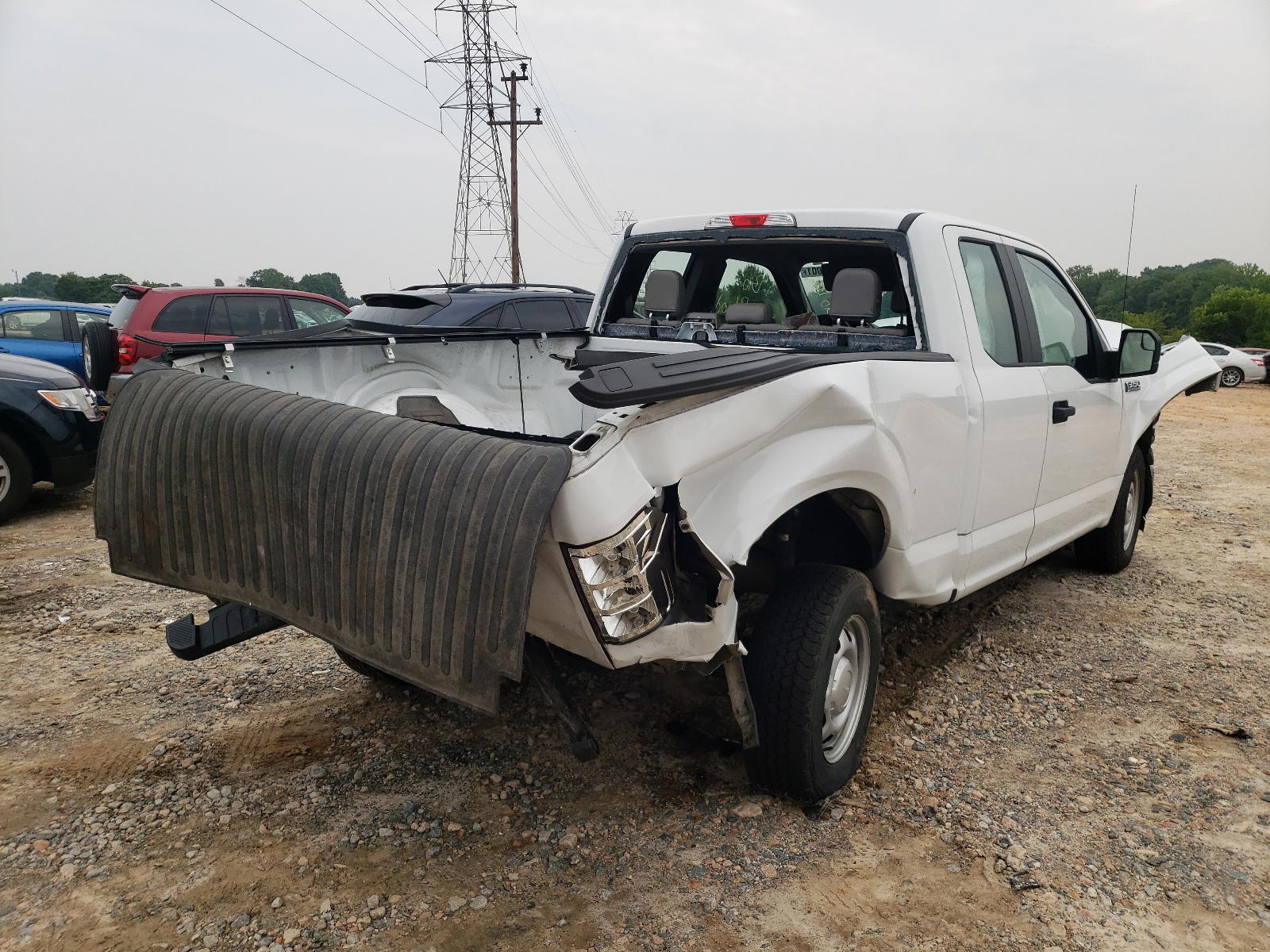 Photo 4 from auction – 2018 FORD F150 SUPER with VIN 1FTEX1CB5JFD18246
