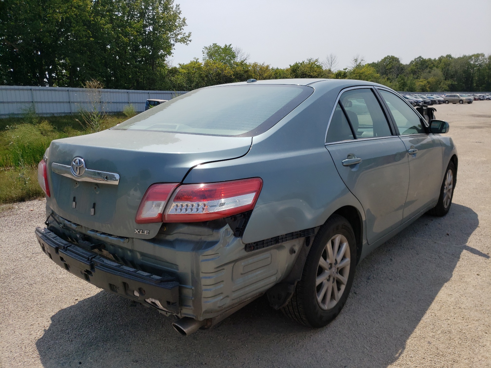Photo 4 from auction – 2011 TOYOTA CAMRY SE with VIN 4T1BK3EK2BU623920