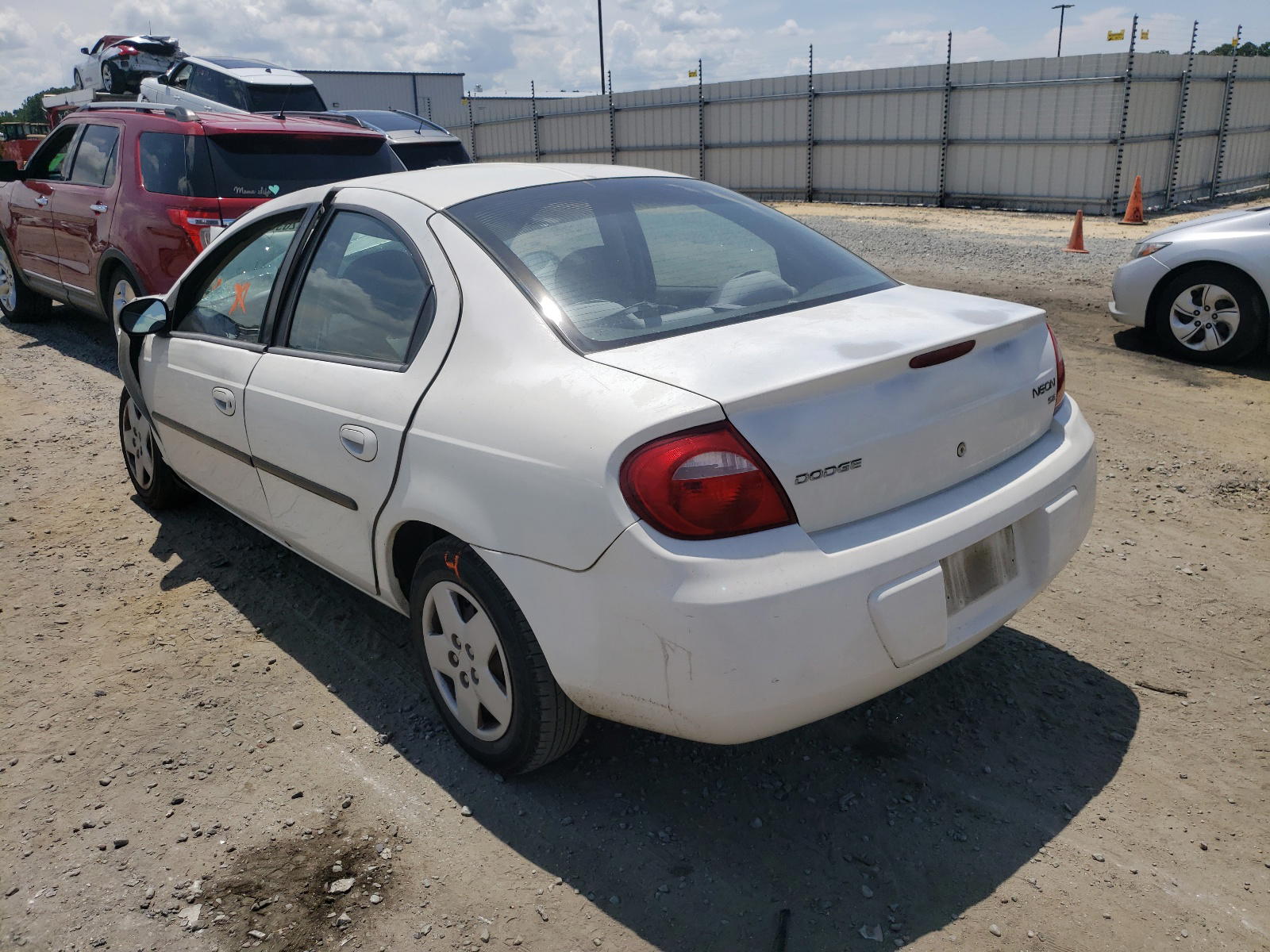 Photo 3 from auction – 2003 DODGE NEON SE with VIN 1B3ES26C83D236018