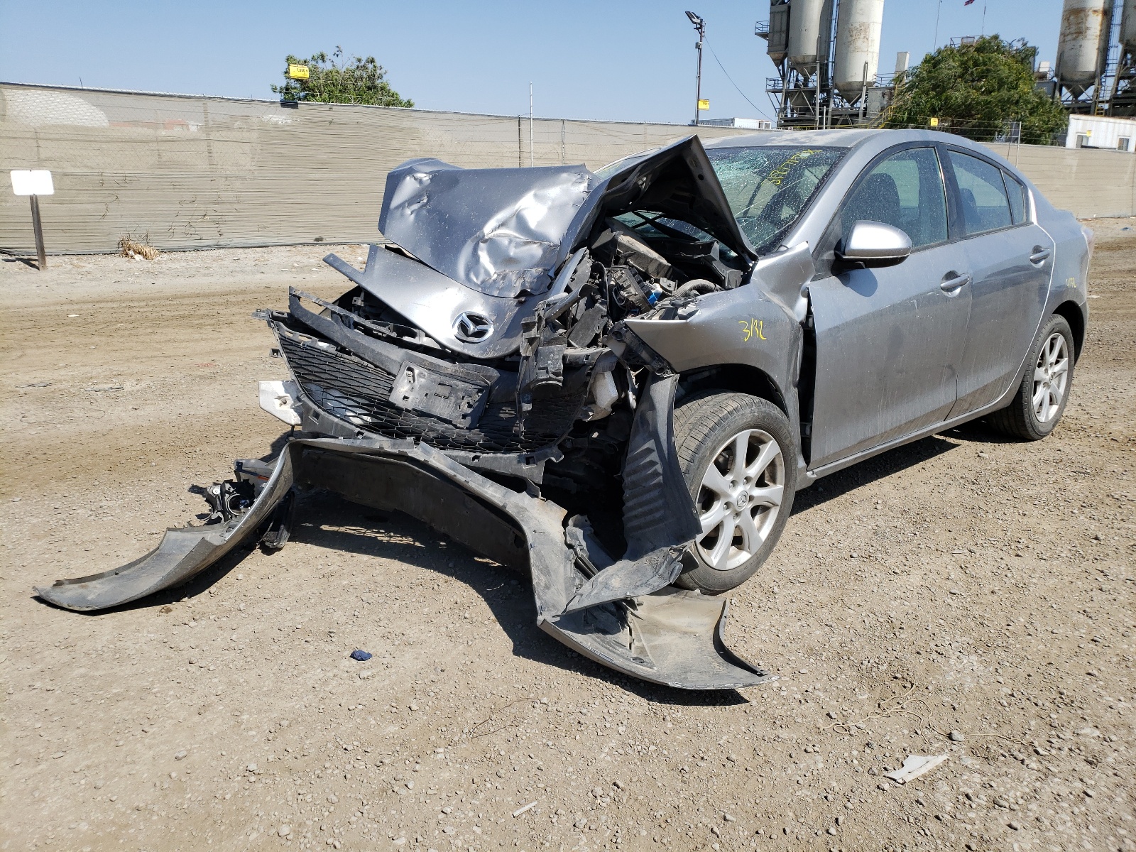 Photo 2 from auction – 2010 MAZDA 3 I with VIN JM1BL1SG1A1257115