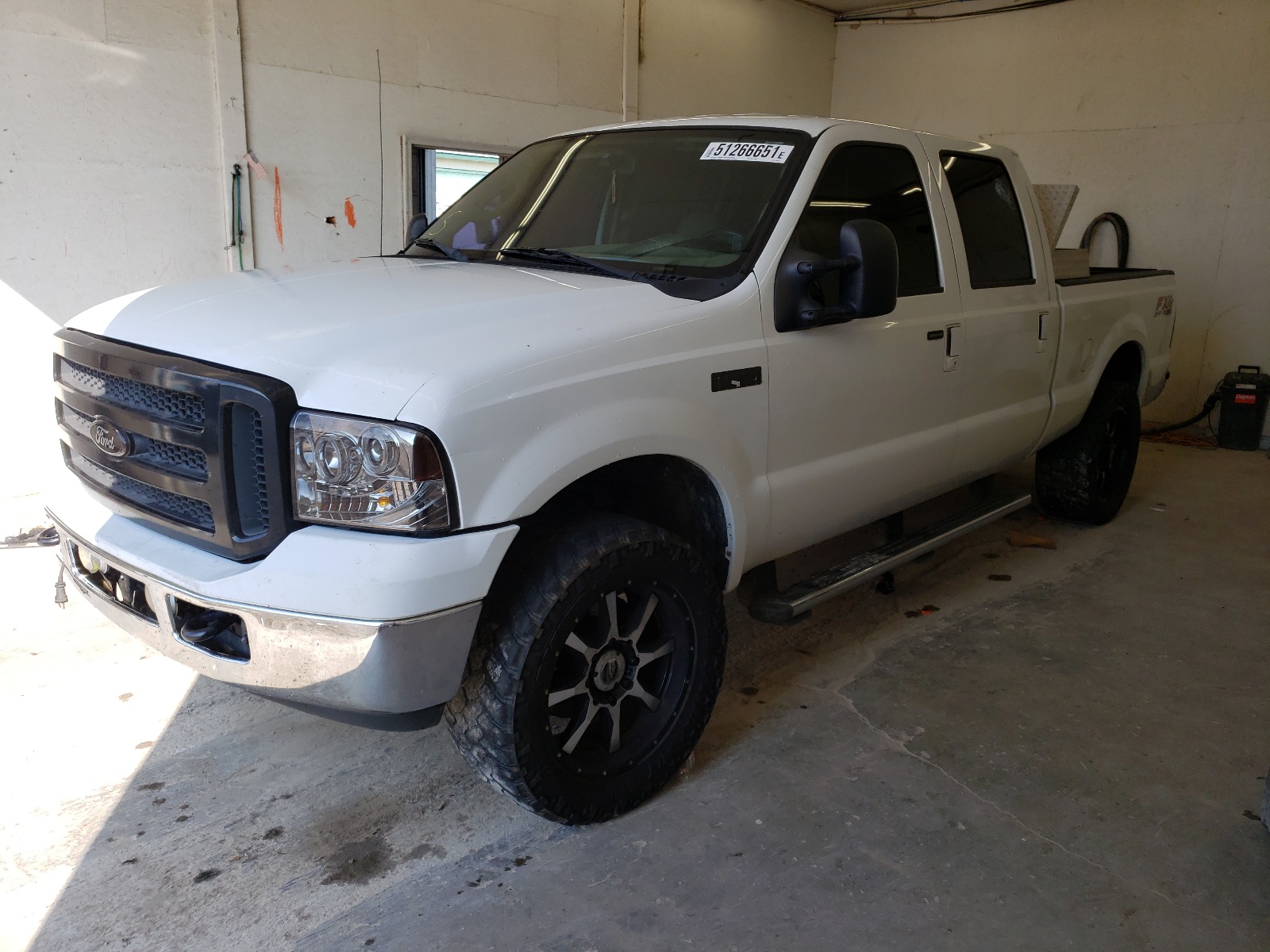 Photo 2 from auction – 2007 FORD F250 SUPER with VIN 1FTSW21P47EA90510