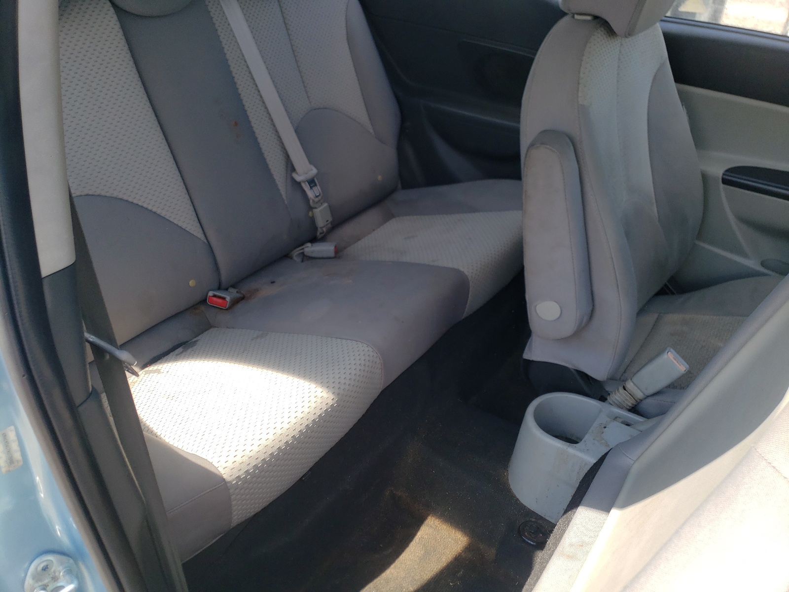 Photo 6 from auction – 2010 HYUNDAI ACCENT BLU with VIN KMHCM3AC7AU175900