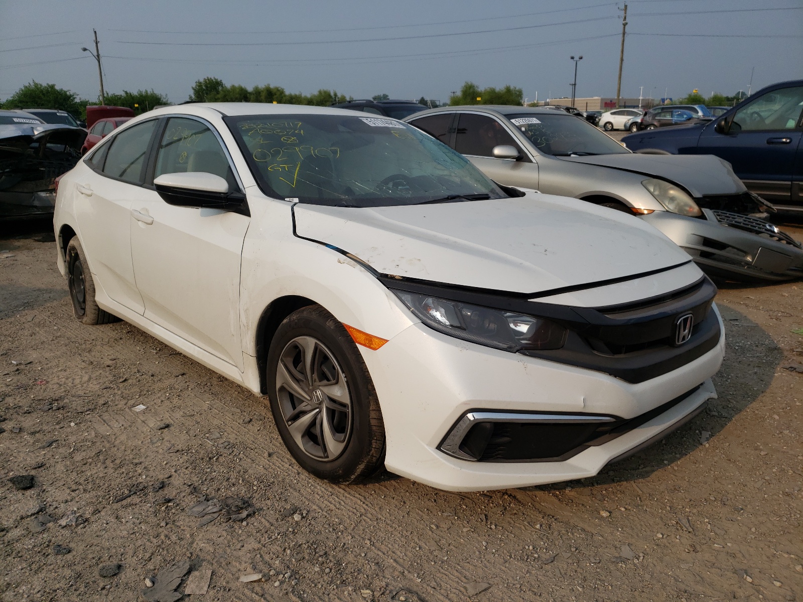 Photo 1 from auction – 2020 HONDA CIVIC LX with VIN 19XFC2F60LE029907