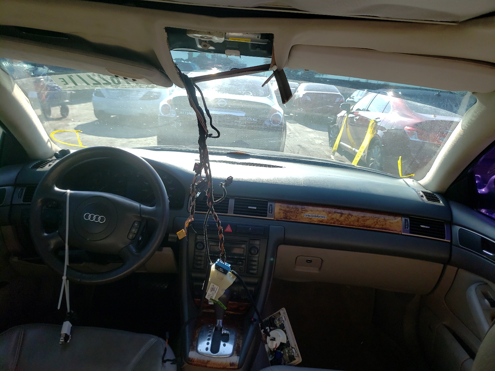 Foto 9 de la subasta – 2000 AUDI A6 2.7T QU con VIN WAUED24B6YN041990