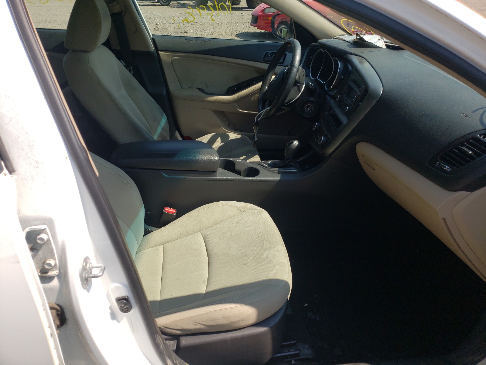 Photo 5 from auction – 2012 KIA OPTIMA LX with VIN 5XXGM4A78CG008386