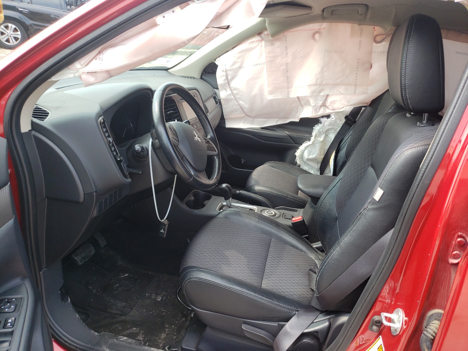 Zdjęcie 5 z aukcji – 2015 MITSUBISHI OUTLANDER z VIN JA4AZ3A31FZ012287