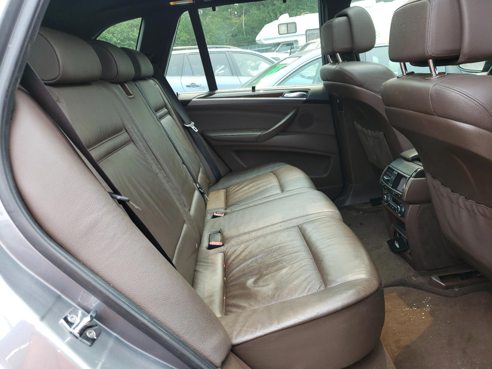 Photo 6 from auction – 2009 BMW X5 with VIN 5UXFE435X9L271815