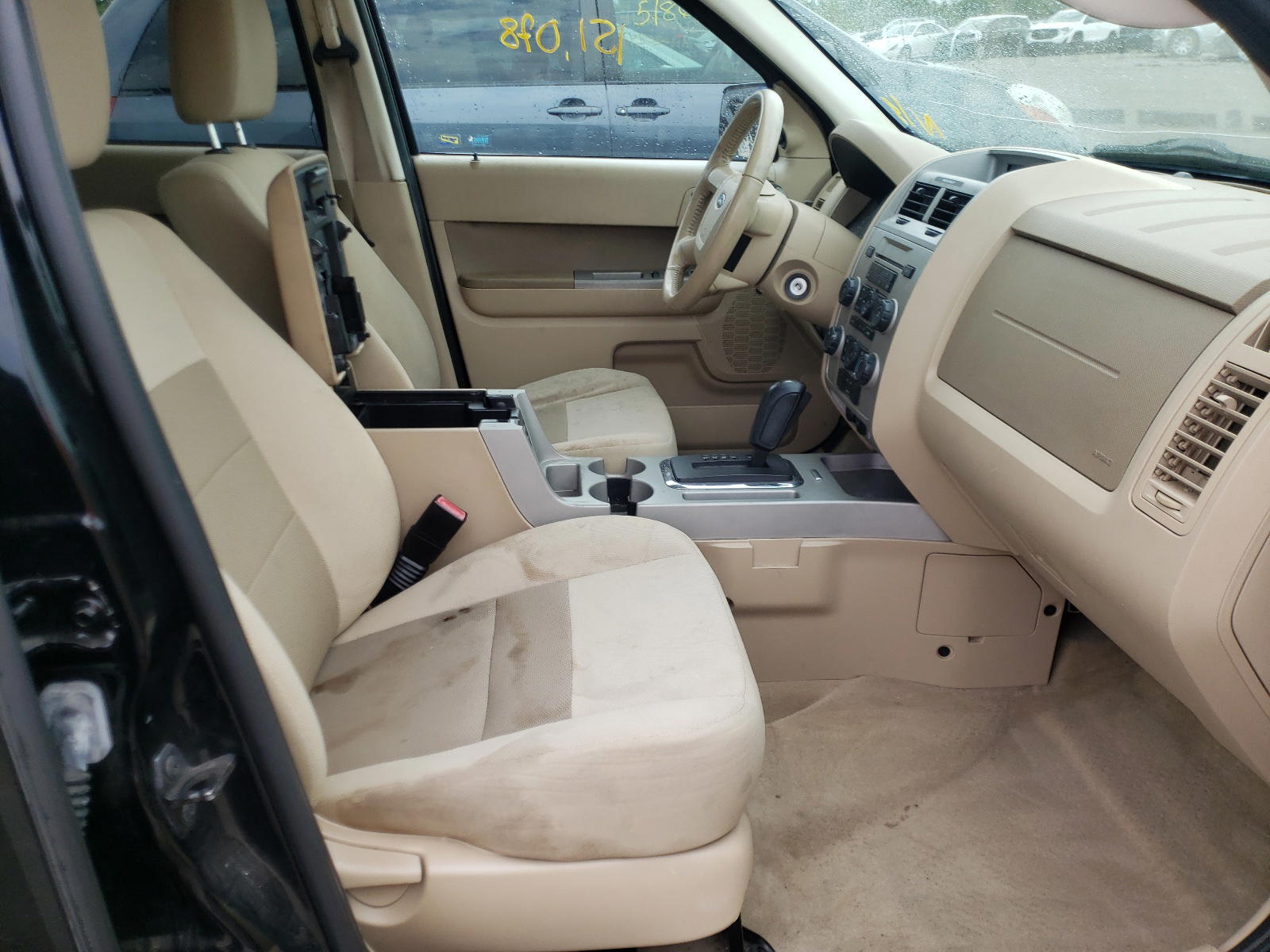 Photo 5 from auction – 2009 FORD ESCAPE with VIN 1FMCU03G89KA15336