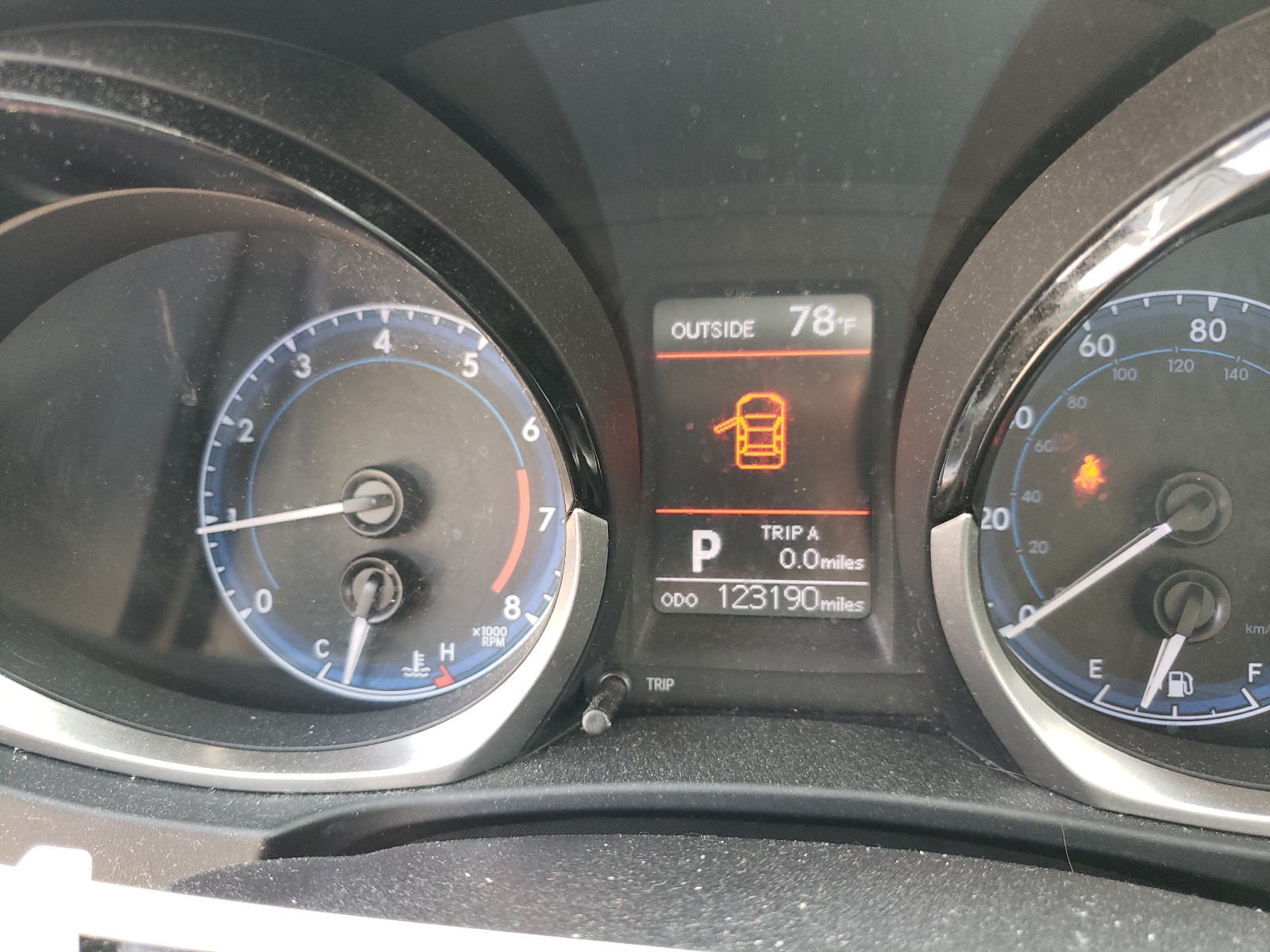 Photo 8 from auction – 2016 TOYOTA COROLLA L with VIN 2T1BURHE5GC740032