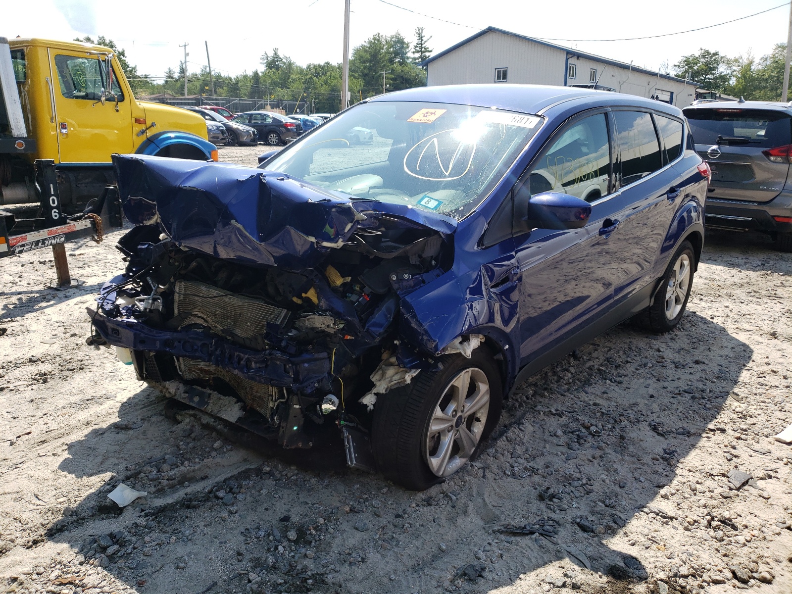 Photo 2 from auction – 2016 FORD ESCAPE SE with VIN 1FMCU9G91GUB50031