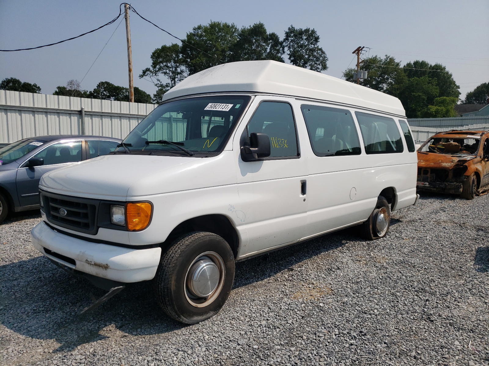 Photo 2 from auction – 2005 FORD ECONOLINE with VIN 1FTNS24LX5HA22709