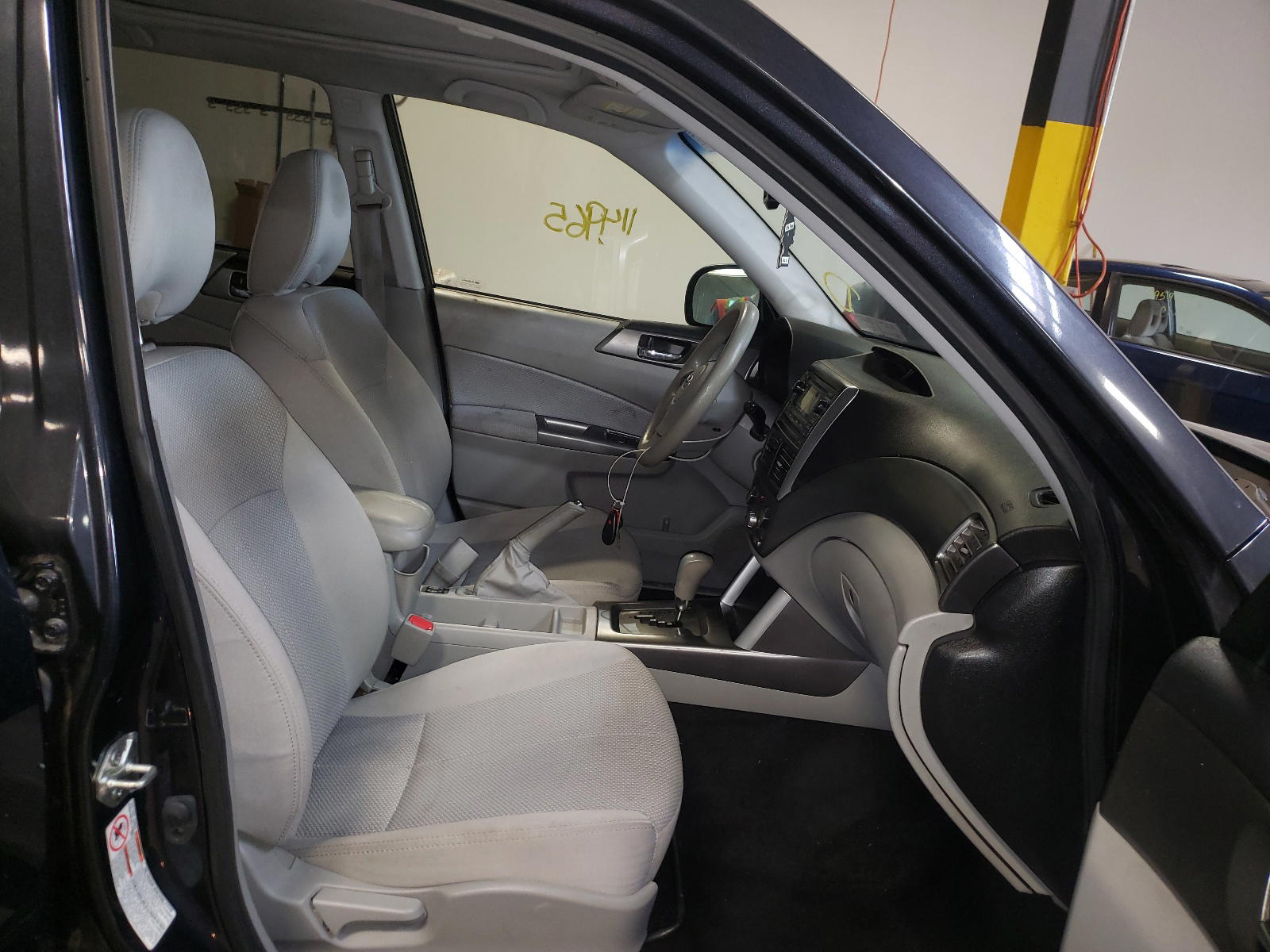Photo 5 from auction – 2011 SUBARU FORESTER 2 with VIN JF2SHADC3BH752681