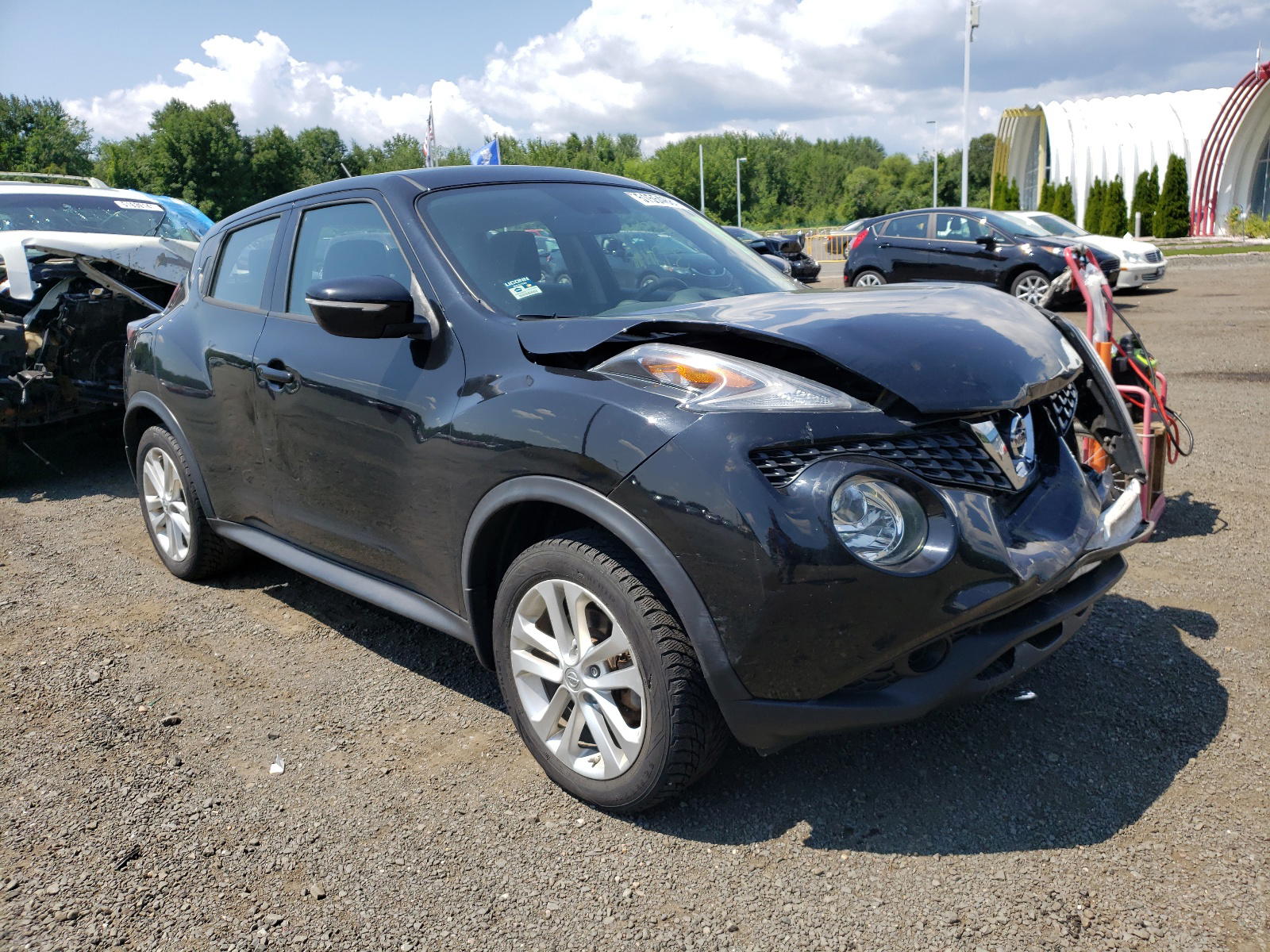 NISSAN JUKE S 2015 with VIN JN8AF5MV5FT557455 - Photo from auction