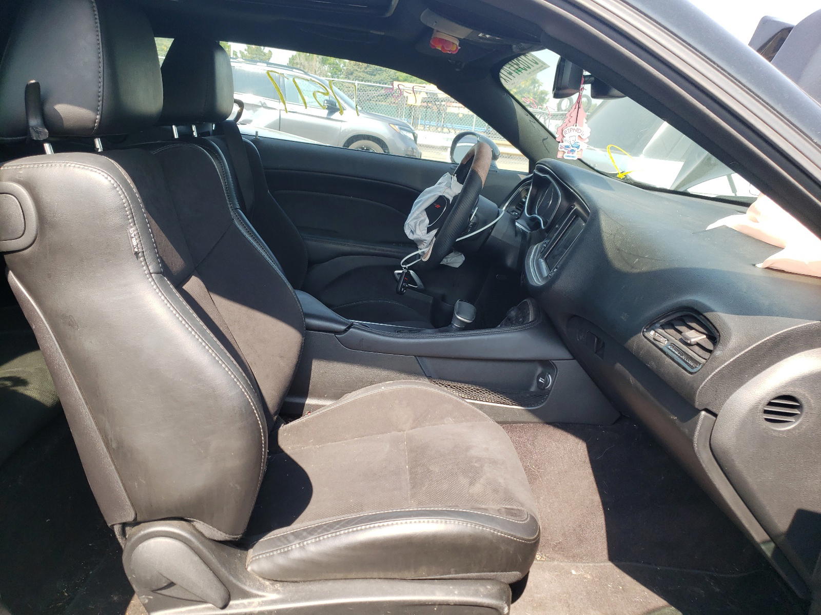 Photo 5 from auction – 2018 DODGE CHALLENGER with VIN 2C3CDZGG2JH257283