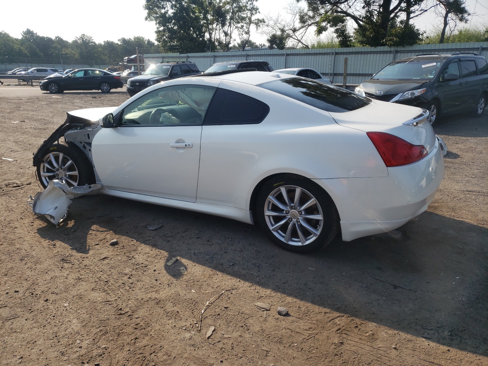 Photo 3 from auction – 2012 INFINITI G37 with VIN JN1CV6EL1CM471059