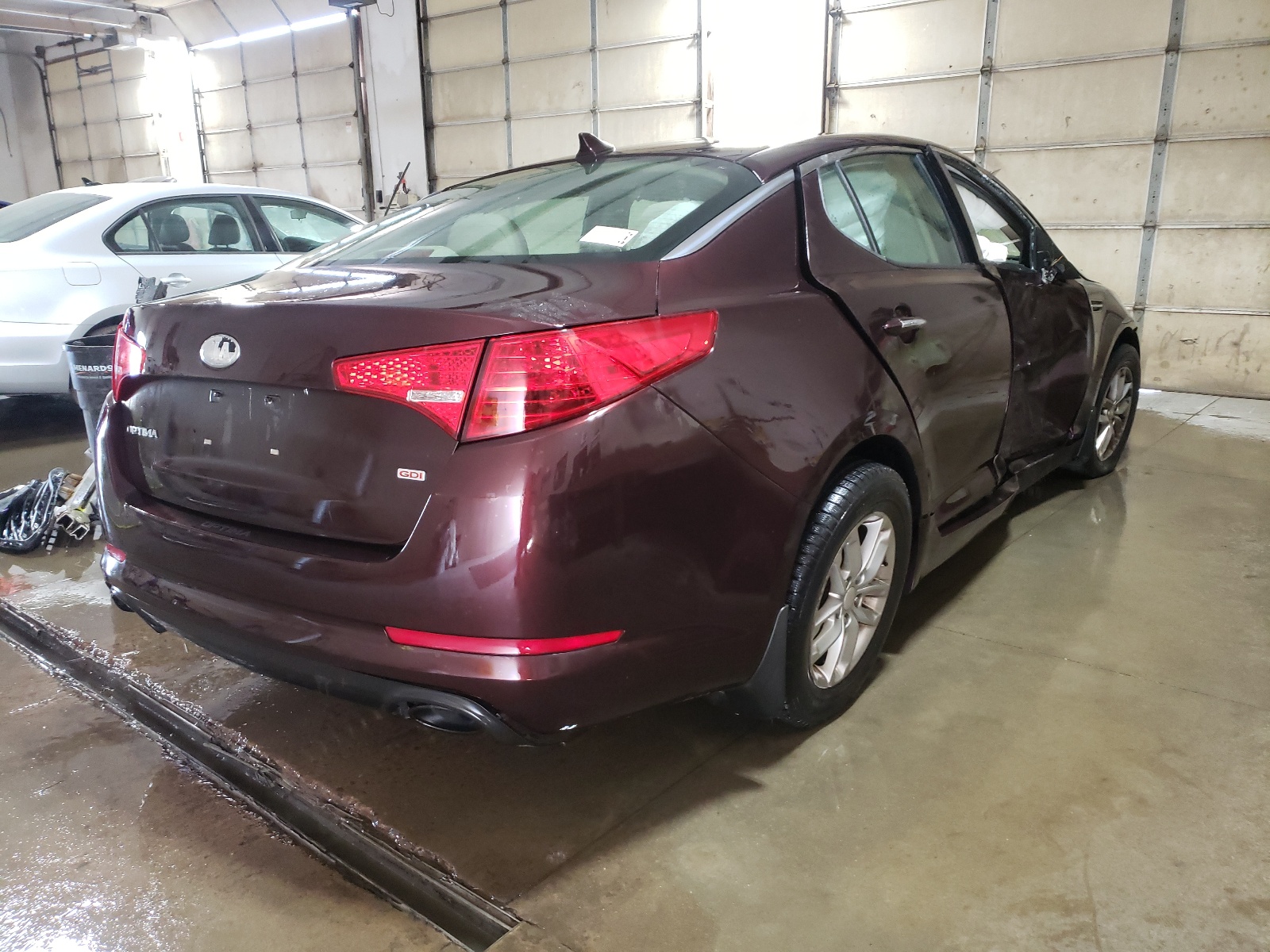 Photo 4 from auction – 2013 KIA OPTIMA LX with VIN 5XXGM4A79DG257894