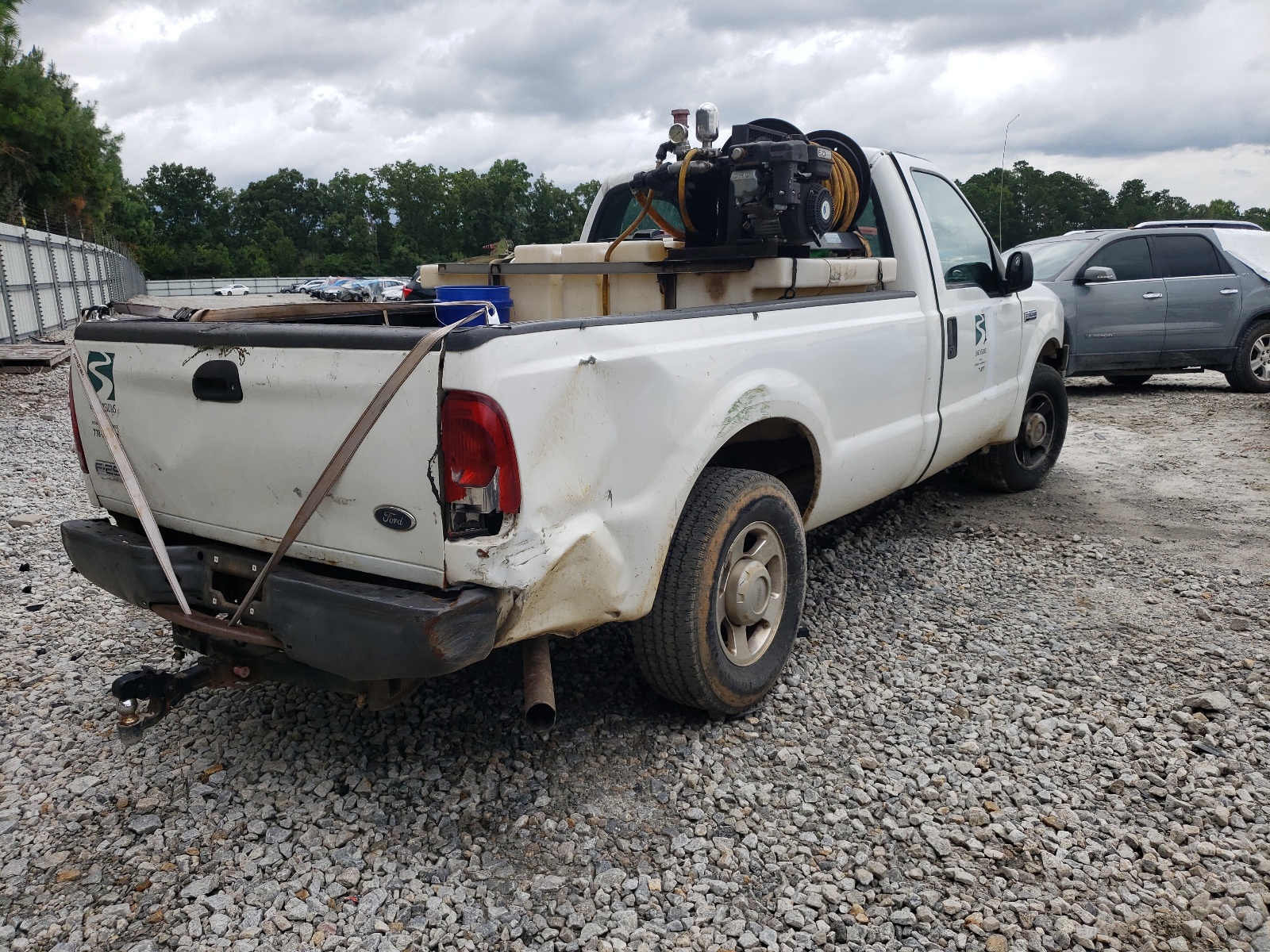 Zdjęcie 4 z aukcji – 2005 FORD F250 SUPER z VIN 1FTNF20535EA47674
