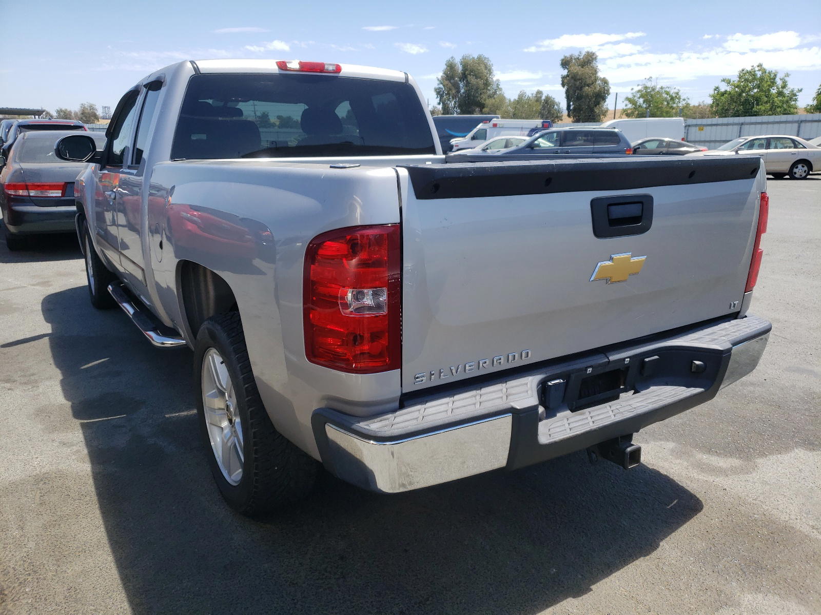 Photo 3 from auction – 2008 CHEVROLET SILVERADO with VIN 2GCEC19J881137671