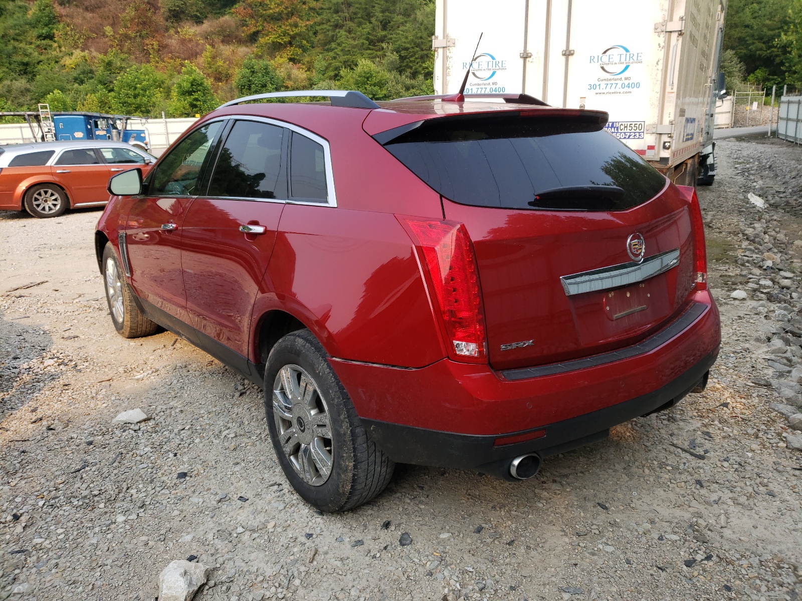 Photo 3 from auction – 2014 CADILLAC SRX LUXURY with VIN 3GYFNBE35ES581256